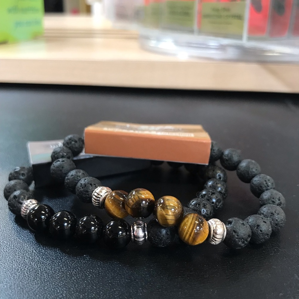 Lava & Tiger eye stone bracelet🌋🐯 (top one)
